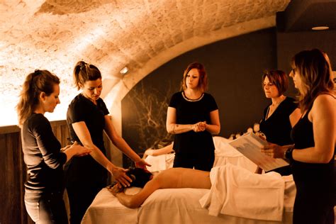 Massage intime Prostituée Ingenböhl